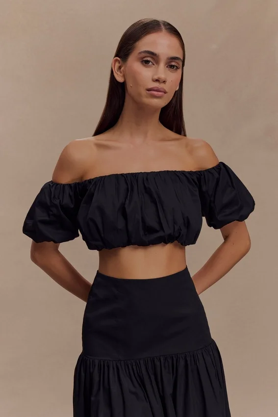 Autumn Off Shoulder Bubble Top – Black Autumn Off Shoulder Bubble Top – Black