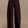 Beatrix High Rise Denim Jeans – Chocolate