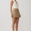 Calla Collared Sleeveless Halter Top – Ivory Calla Collared Sleeveless Halter Top – Ivory