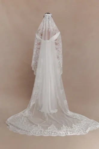 Cassia Lace Trim Veil – White Cassia Lace Trim Veil – White