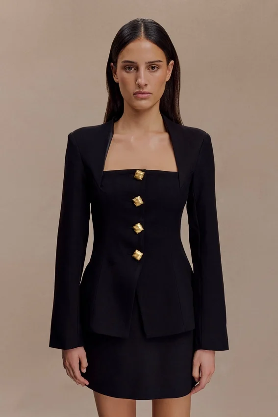 Christel Suiting Fitted Blazer – Black Christel Suiting Fitted Blazer – Black