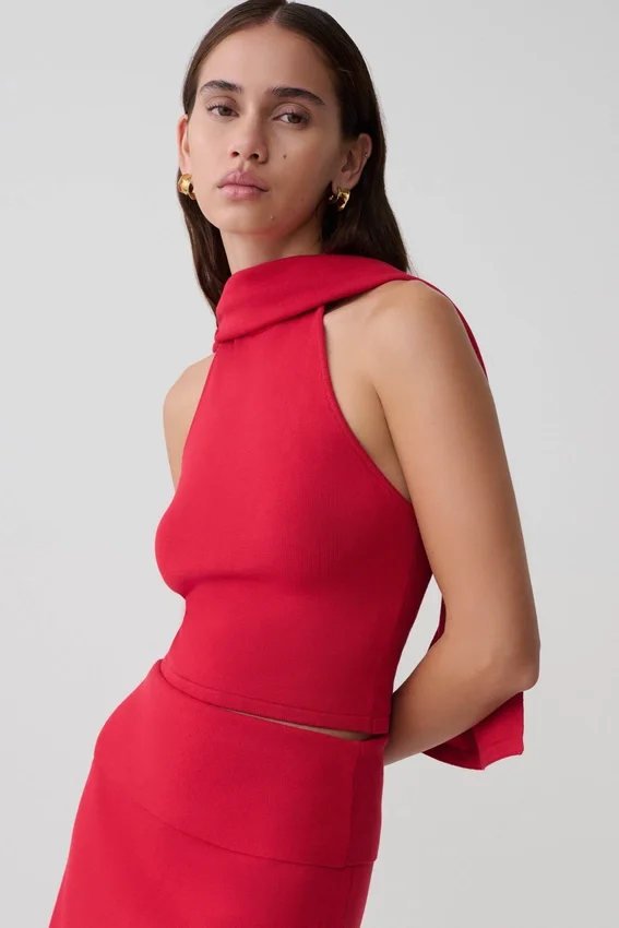 Misty Halter Backless Knit Top – Red Misty Halter Backless Knit Top – Red