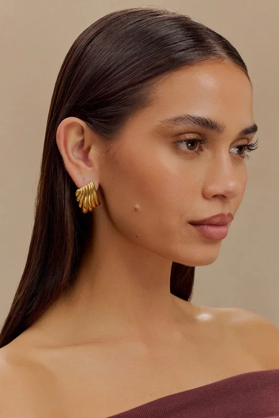 Olympia Textured Square Earrings – Gold Olympia Textured Square Earrings – Gold