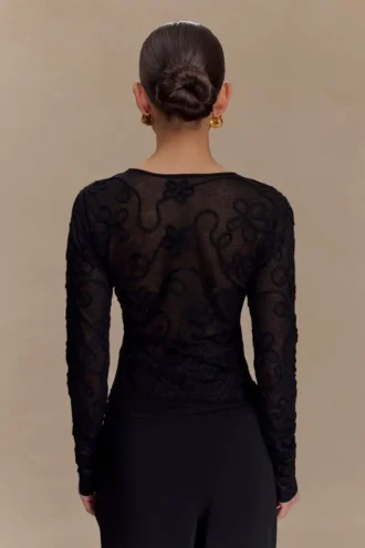Omari Embroidery Long Sleeve Knit Top – Black