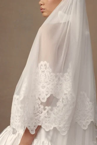 Paulette Lace Trim Veil – White Paulette Lace Trim Veil – White