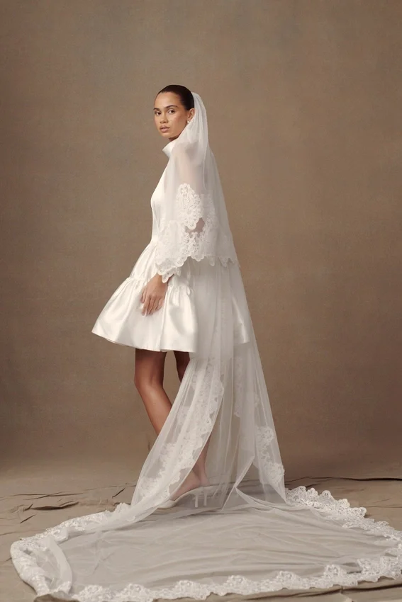 Paulette Lace Trim Veil – White Paulette Lace Trim Veil – White