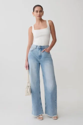 Sebastian Straight Leg Denim Jeans With Fray Hem – Washed Light Blue