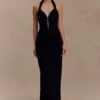 Vivianne Low Neck Maxi Dress – Black Vivianne Low Neck Maxi Dress – Black