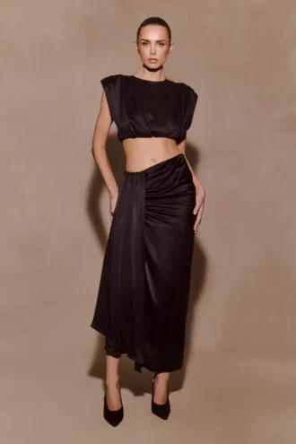 Zendaya Silk Midi Skirt – Black